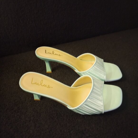 Lulus Blue Kitten Heel - Picture 2 of 4